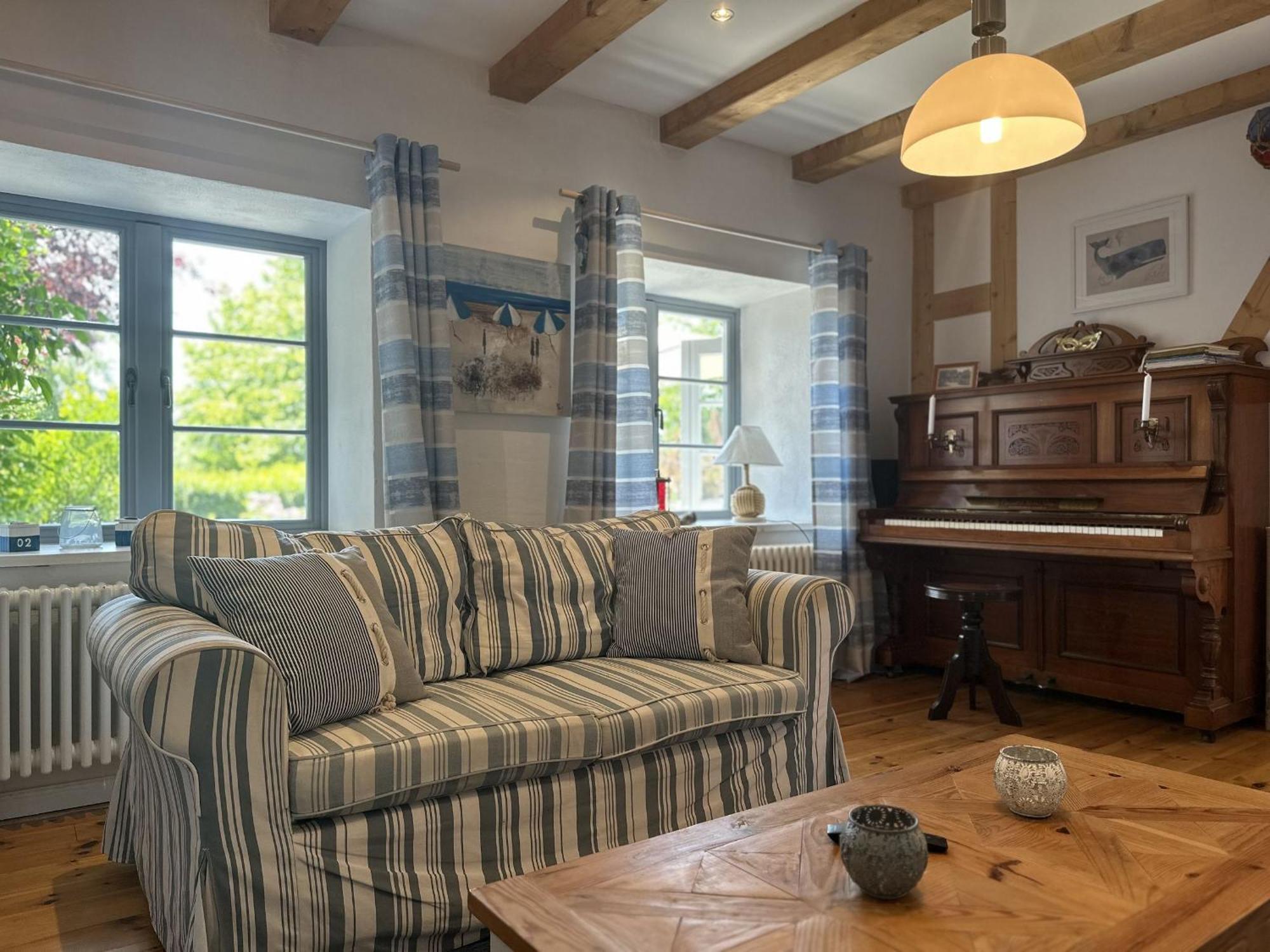 Ferienhaus Kleine Flucht Neuendorf Путбус Екстериор снимка