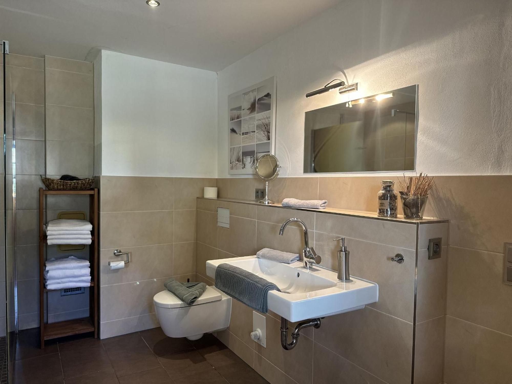 Ferienhaus Kleine Flucht Neuendorf Путбус Екстериор снимка